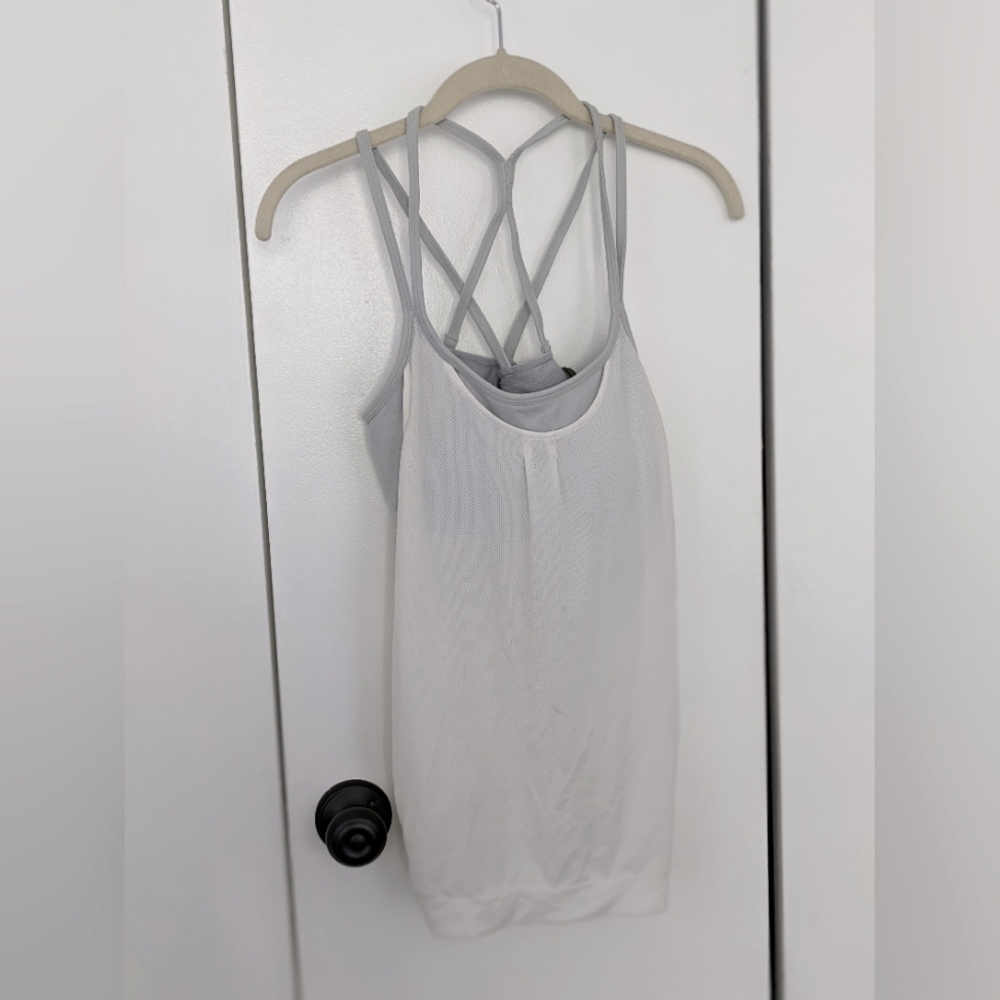ATHLETA WORKOUT TANK AND BUILT-IN BRA